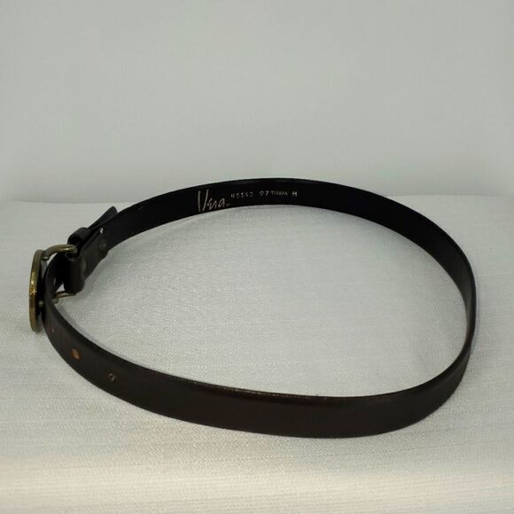 VERA Black Leather Belt with Brass Color Buckle Size Medium - Picture 5 of 6